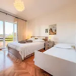 Ana-1 By Interhome Apartmán